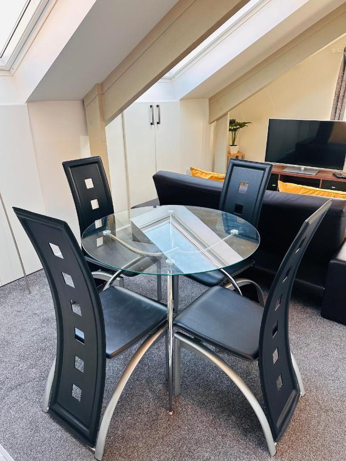 City Blessed Apartment 4 With Free Parking نورث شيلدز المظهر الخارجي الصورة